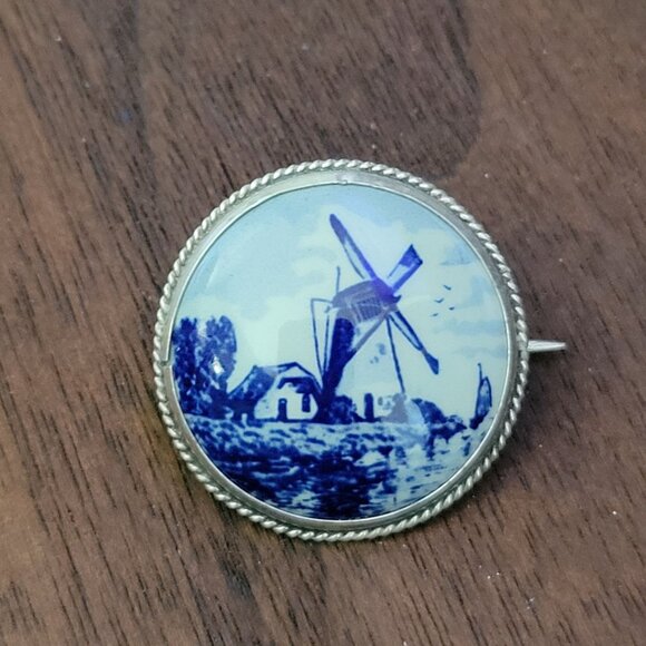 Deflts Blue Dutch Porcelain Brooch C Clasp Rope Sterling Silver Early 1900s - Picture 1 of 3